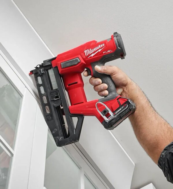 M18 FUEL 18-Volt Lithium-Ion Brushless Cordless Gen ll 16-Gauge Straight Finish Nailer (Tool Only) -  3020-20